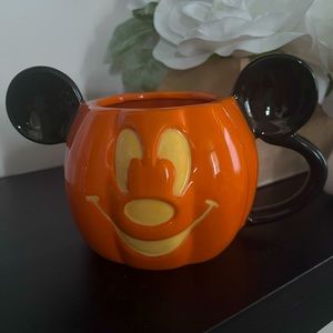 Mickey Mouse pumpkin mug